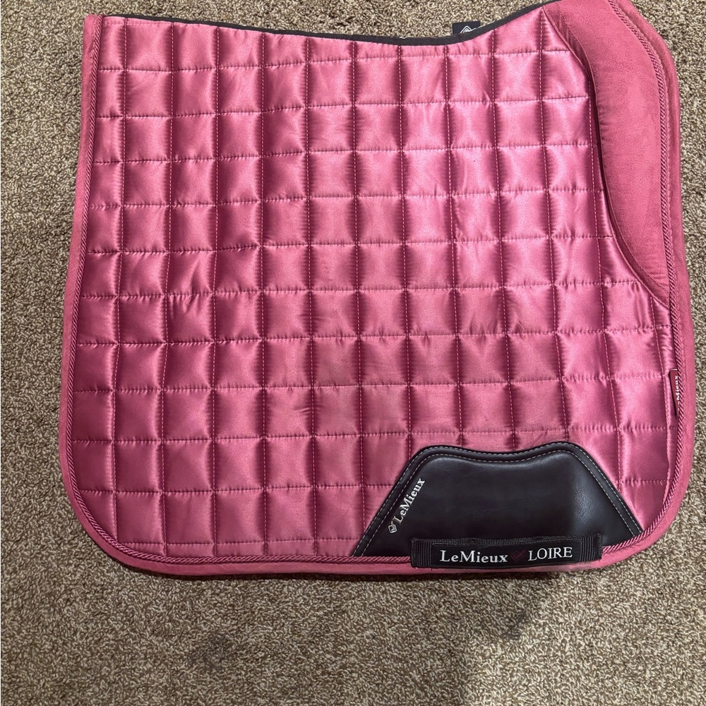 LeMieux DISCONTINUED french rose Saddle Pad